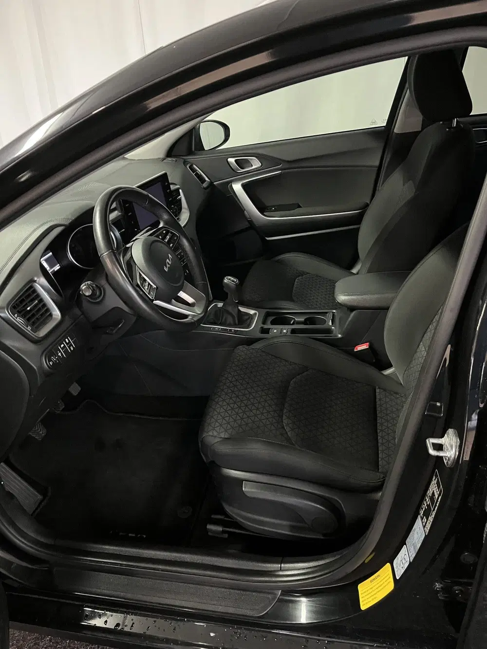Kia Ceed 1.0 T-GDi DynamicLine ECC uit 2023, foto 5