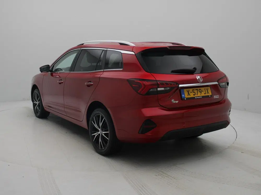 MG MG5 Standard Range Luxury 50 kWh uit 2023, foto 2