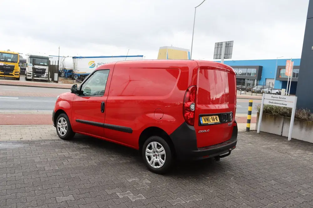 Fiat Doblo Doblò Cargo 1.6 MJ L1H1 uit 2022, foto 5