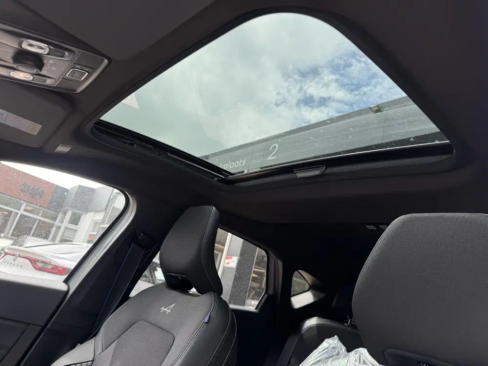 Renault Captur 1.8 E-Tech 160 esprit Alpine+Pack Privileg uit 2026, foto 14