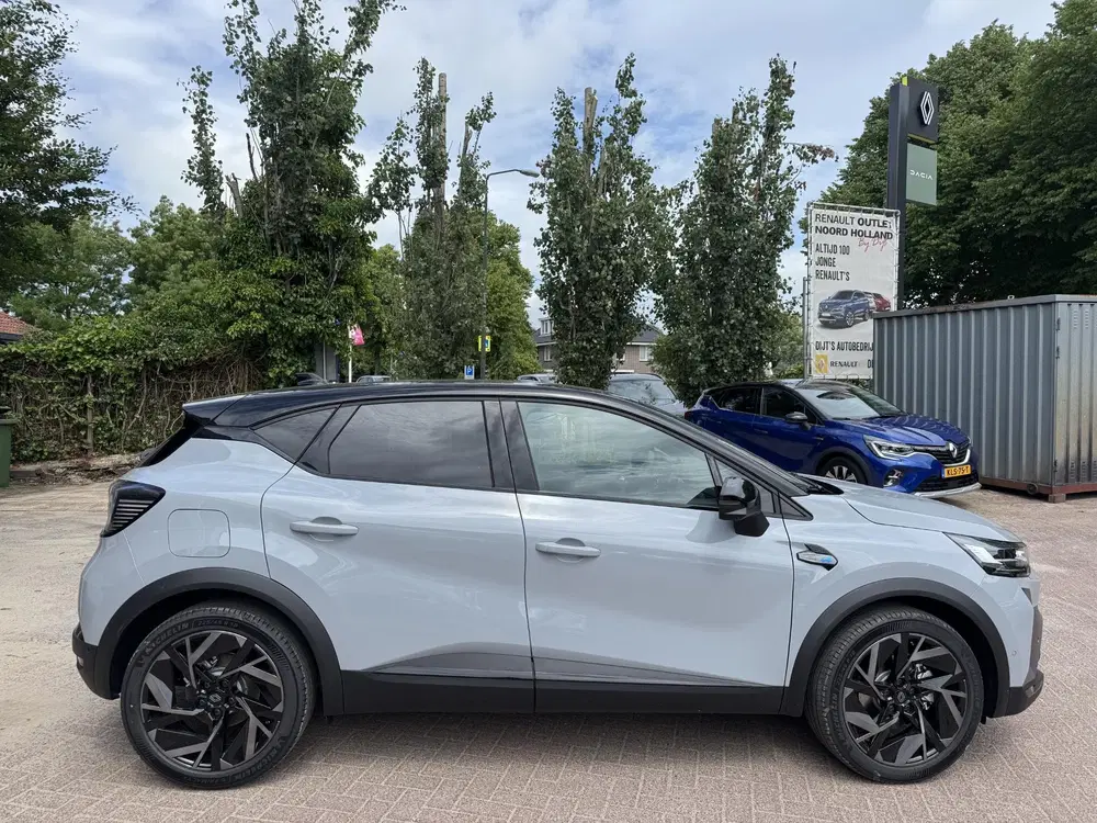 Renault Captur 1.8 E-Tech 160 esprit Alpine+Pack Privileg uit 2026, foto 4