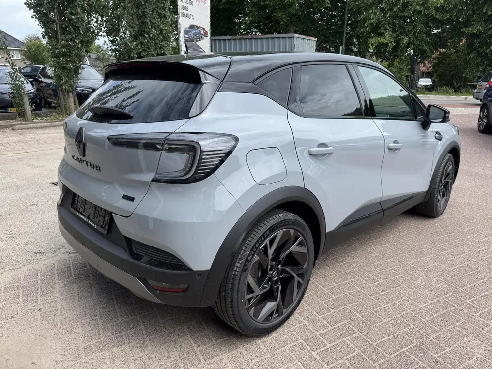 Renault Captur 1.8 E-Tech 160 esprit Alpine+Pack Privileg uit 2026, foto 5