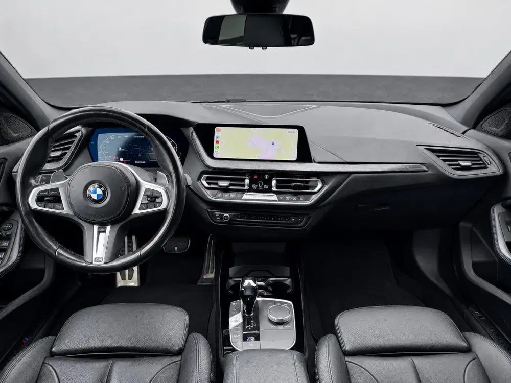 BMW 1-serie M135i xDrive High Executive Pano Head-up K uit 2020, foto 3