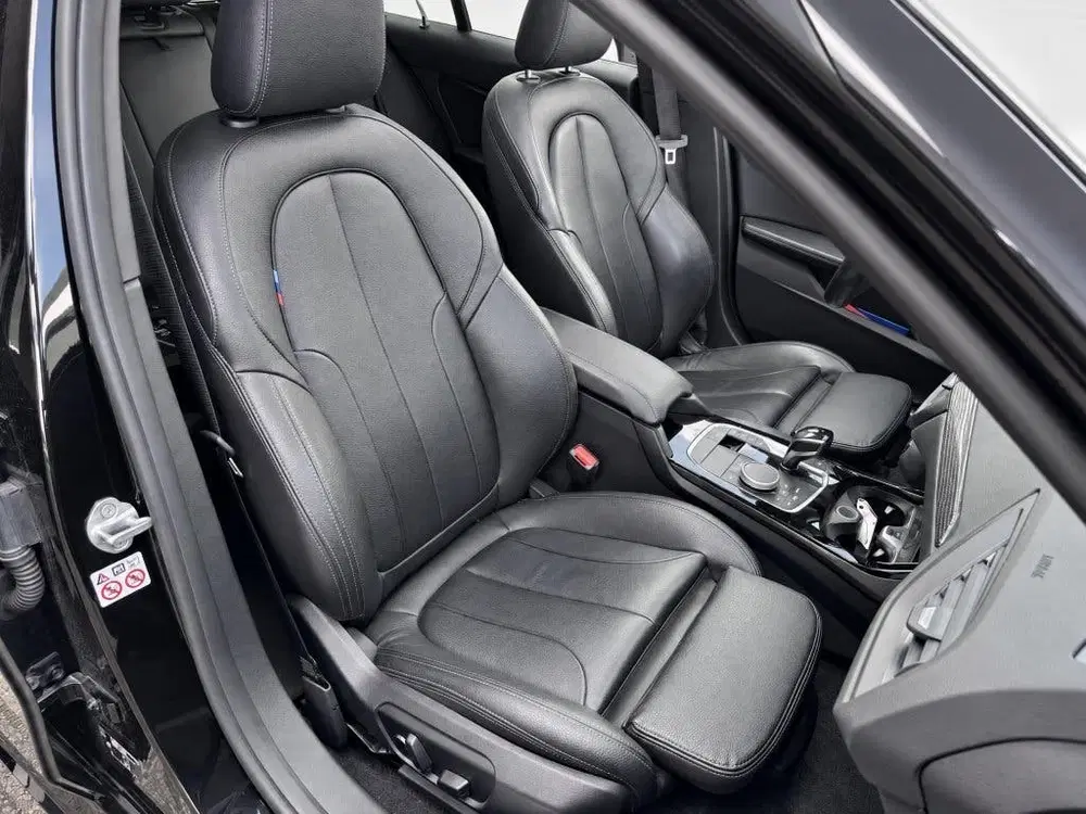 BMW 1-serie M135i xDrive High Executive Pano Head-up K uit 2020, foto 4