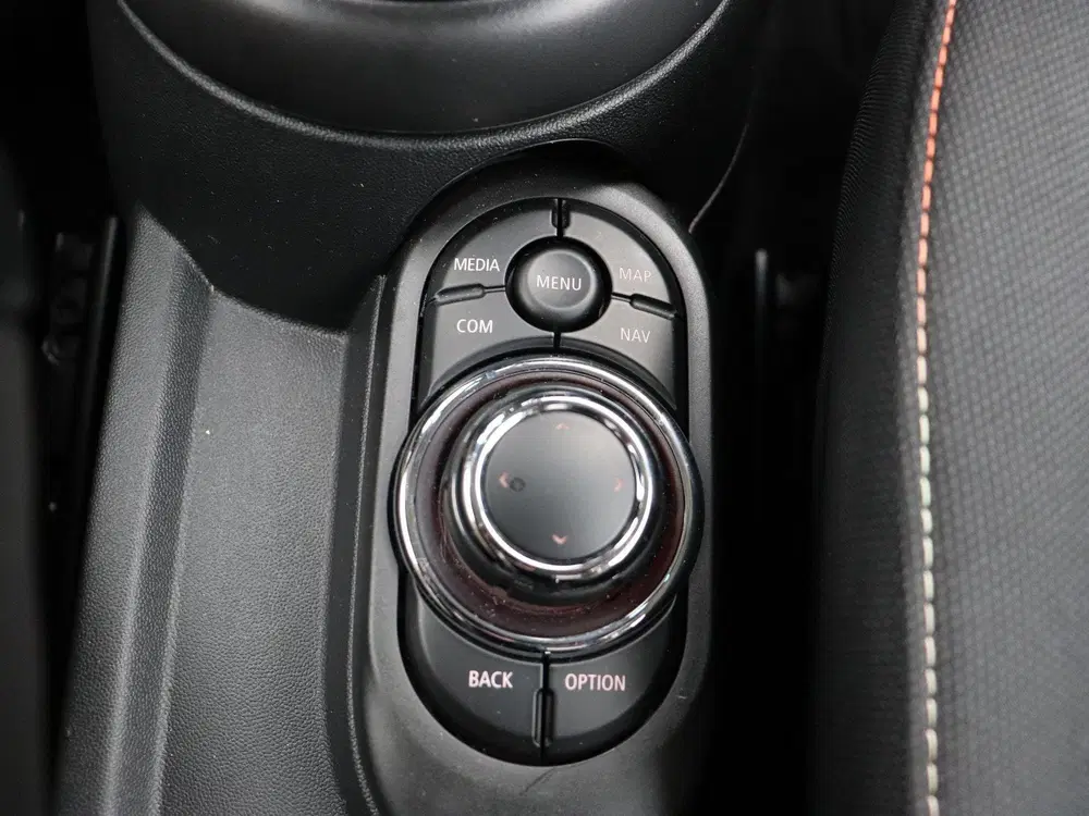 Mini Cooper Cooper Premium Pakket + PDC + LED + Drivin uit 2023, foto 15
