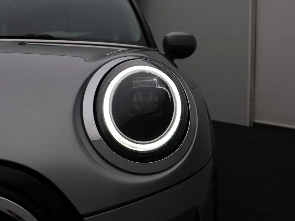Mini Cooper Cooper Premium Pakket + PDC + LED + Drivin uit 2023, foto 6