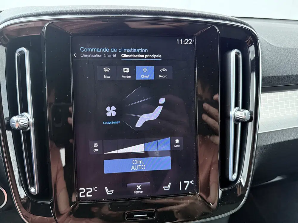 Volvo XC40 1.5 T4 211 pk Plug-in hybrid Plus Bright uit 2023, foto 14