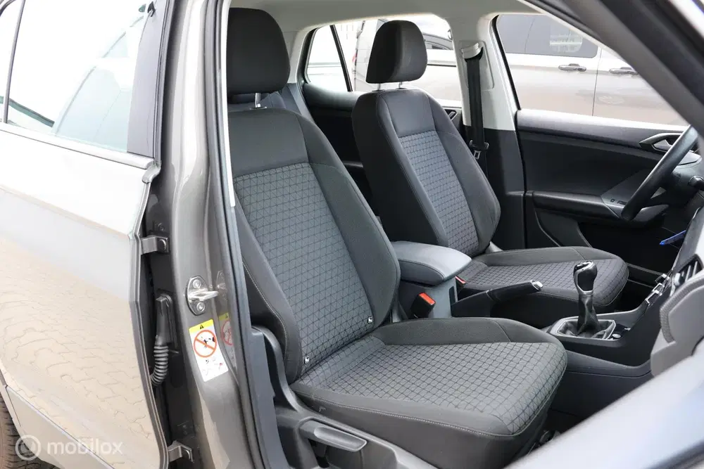 Volkswagen T-Cross 1.0 TSI uit 2021, foto 7
