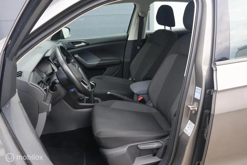 Volkswagen T-Cross 1.0 TSI uit 2021, foto 8