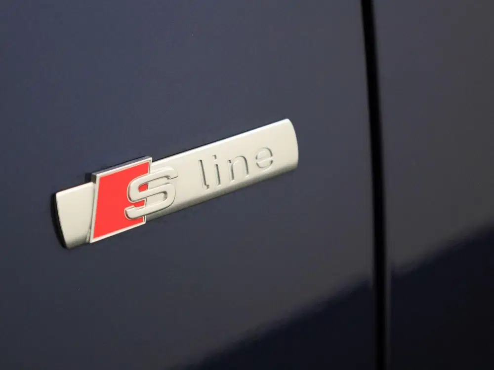Audi Q3 35 TFSI S Edition Competition 150 PK uit 2025, foto 15