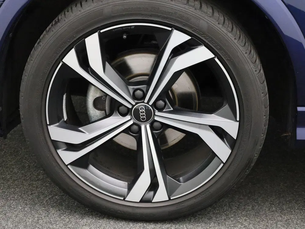 Audi Q3 35 TFSI S Edition Competition 150 PK uit 2025, foto 7