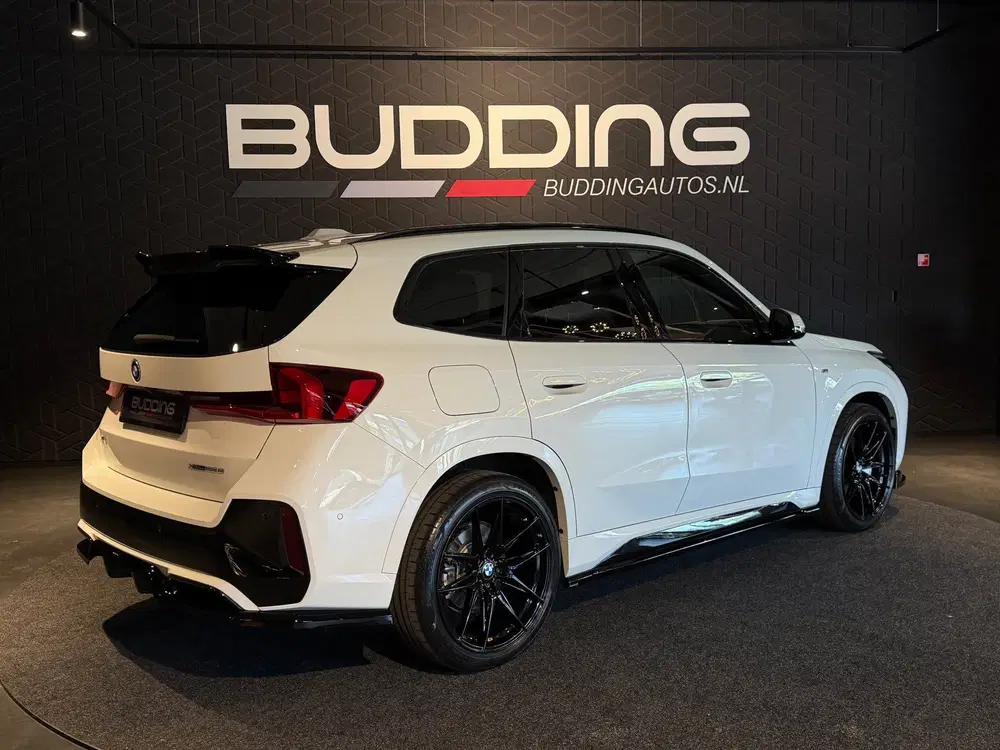 BMW X1 xDrive25e uit 2023, foto 5