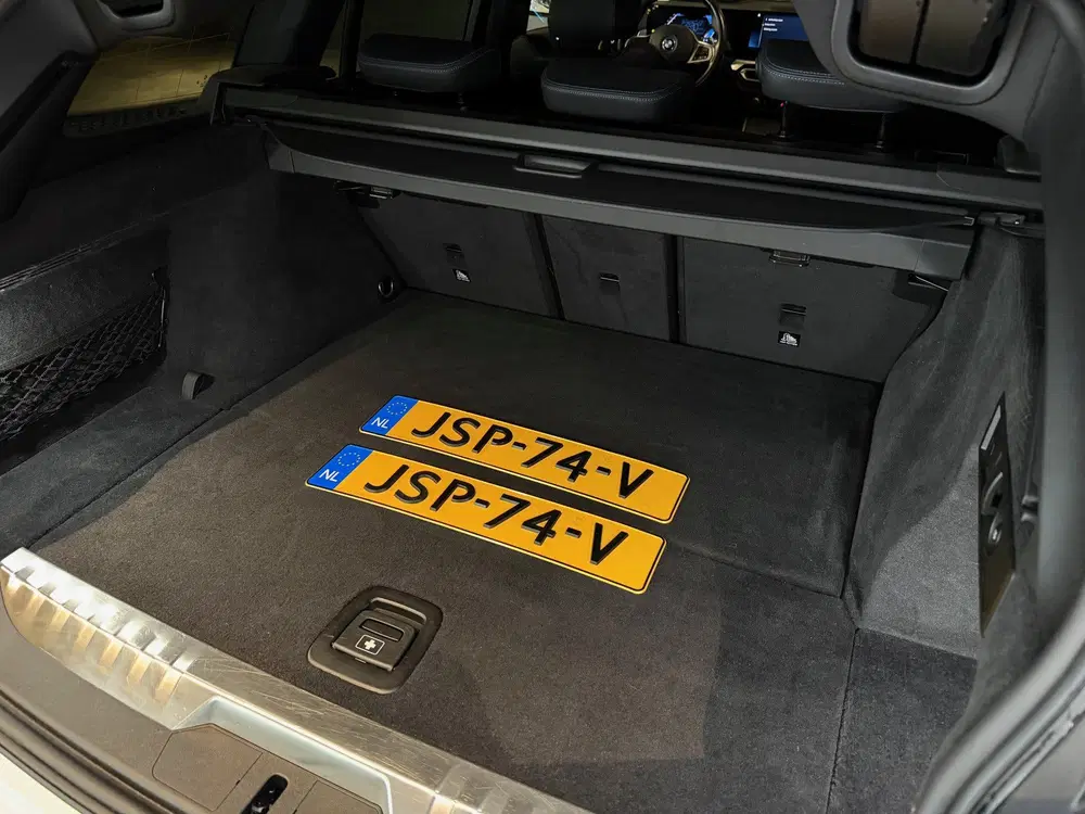 BMW 3-serie 3 Serie Touring 320e uit 2022, foto 11