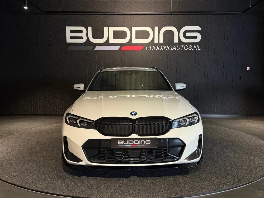 BMW 3-serie 3 Serie Touring 320e uit 2022, foto 2