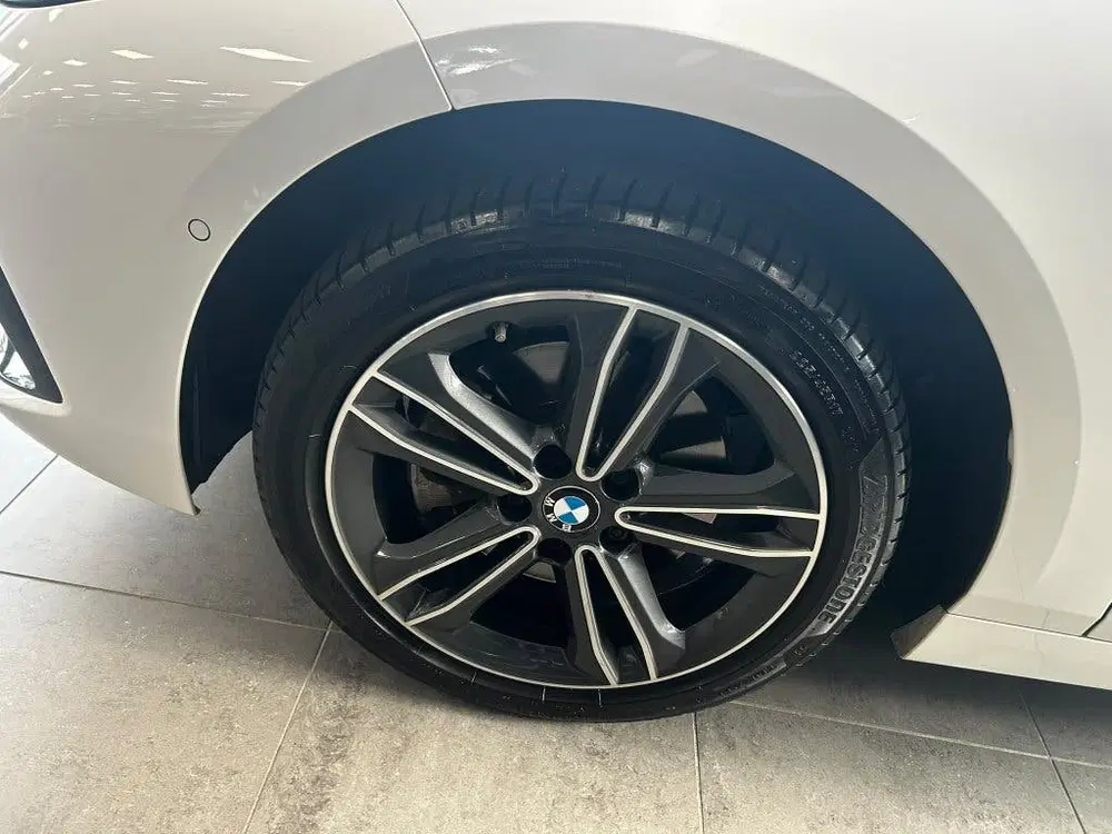 BMW 1-serie 118i High Executive Edition uit 2020, foto 15