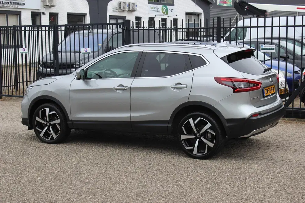 Nissan Qashqai 1.2 Tekna + Leer uit 2019, foto 2