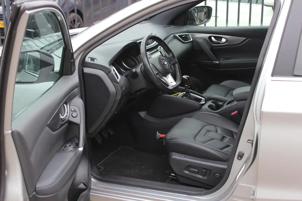 Nissan Qashqai 1.2 Tekna + Leer uit 2019, foto 3