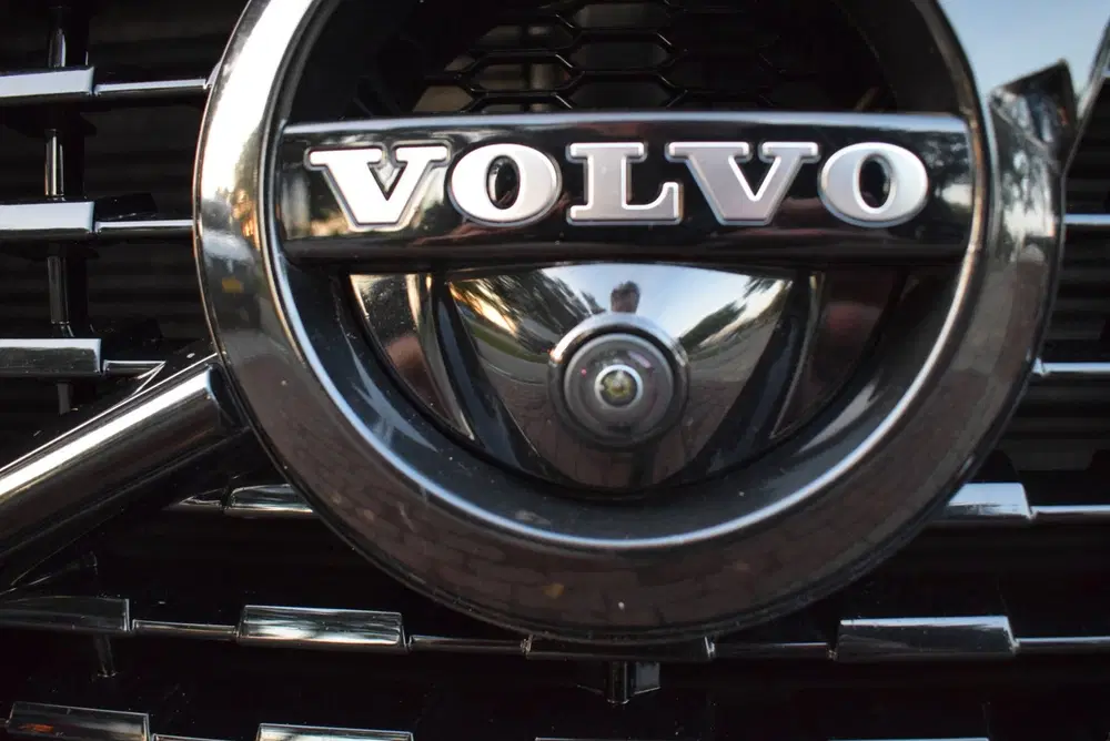 Volvo XC60 2.0 T8 Twin Engine AWD R-DESIGN uit 2020, foto 7