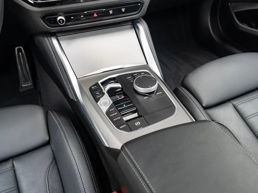 BMW 2-serie Coupé 220i uit 2025, foto 13