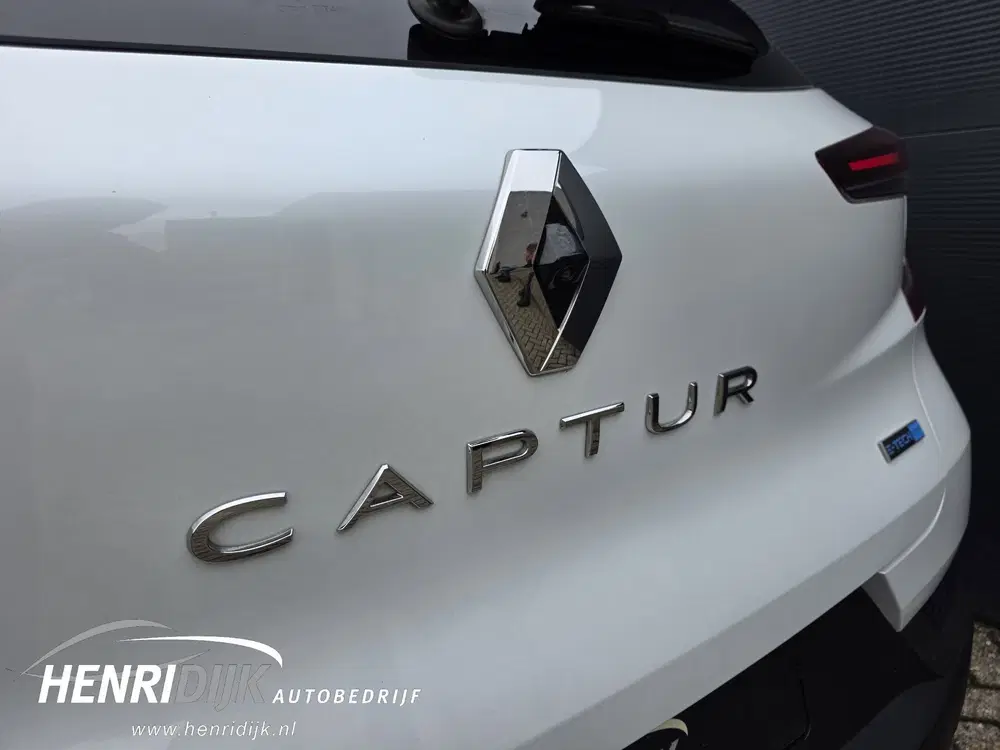 Renault Captur 1.6 E-Tech Hybrid 145 R.S. Line Navi uit 2022, foto 11