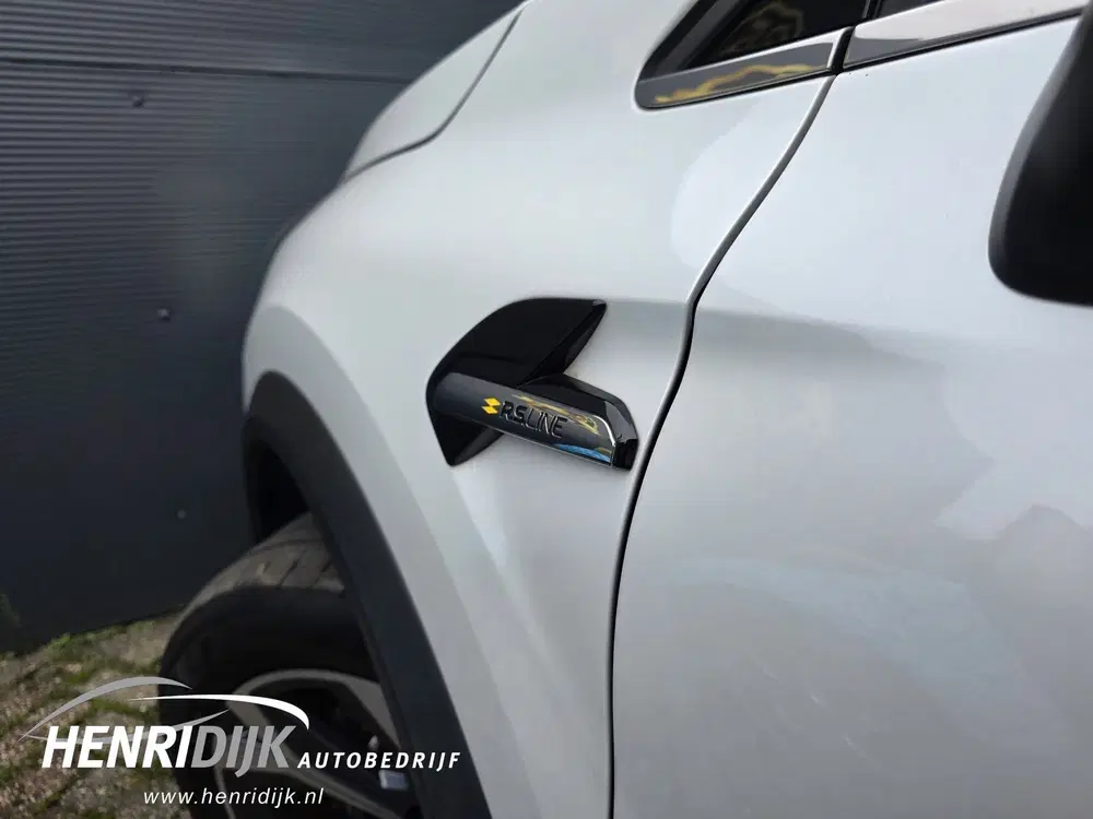 Renault Captur 1.6 E-Tech Hybrid 145 R.S. Line Navi uit 2022, foto 3