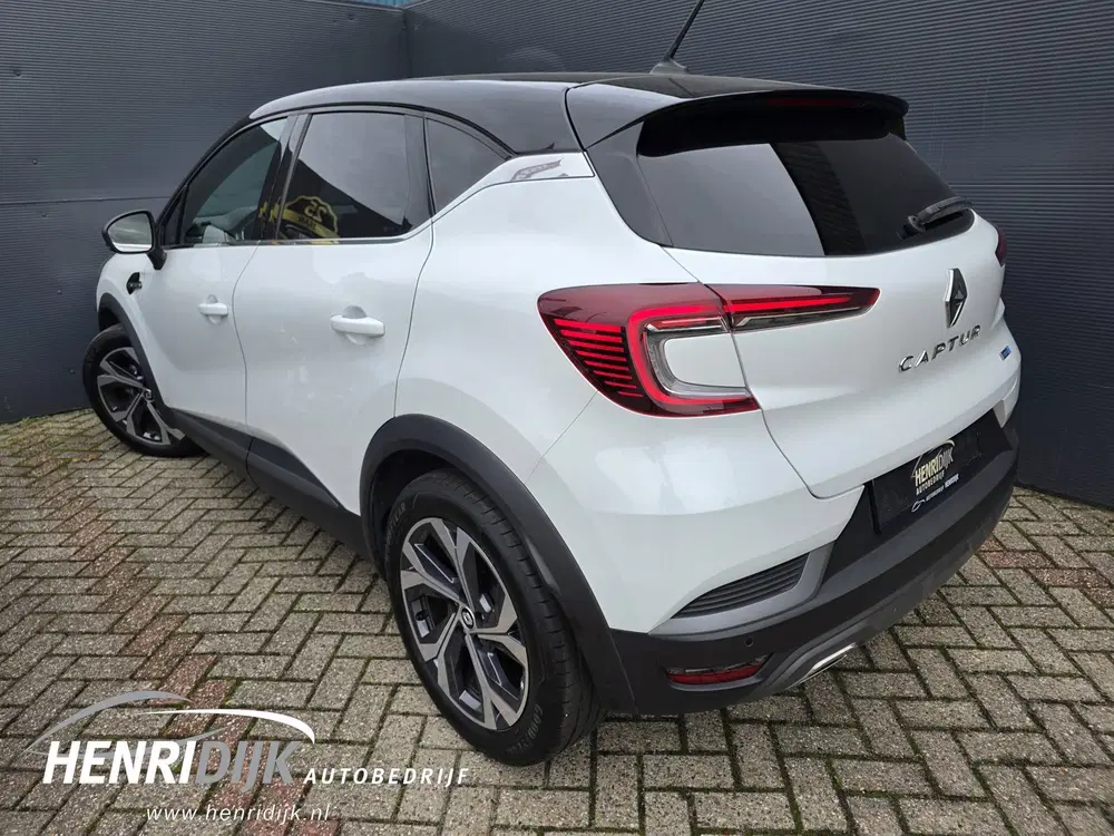 Renault Captur 1.6 E-Tech Hybrid 145 R.S. Line Navi uit 2022, foto 4