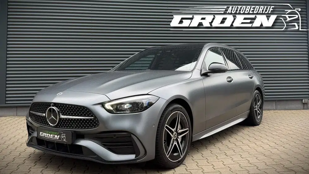 Mercedes-Benz C-Klasse Mercedes C-klasse 300 e 4MATIC AMG Line PA uit 2022