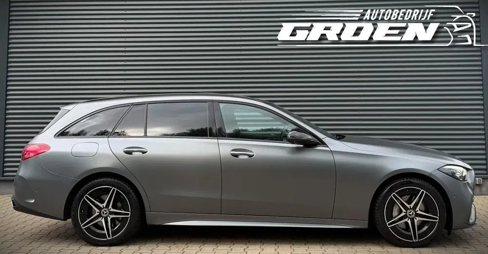 Mercedes-Benz C-Klasse Mercedes C-klasse 300 e 4MATIC AMG Line PA uit 2022, foto 7