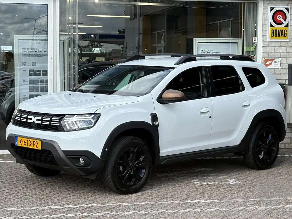 Dacia Duster 1.0 TCe 100 ECO-G Extreme uit 2024, foto 2