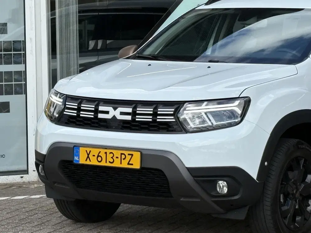 Dacia Duster 1.0 TCe 100 ECO-G Extreme uit 2024, foto 5