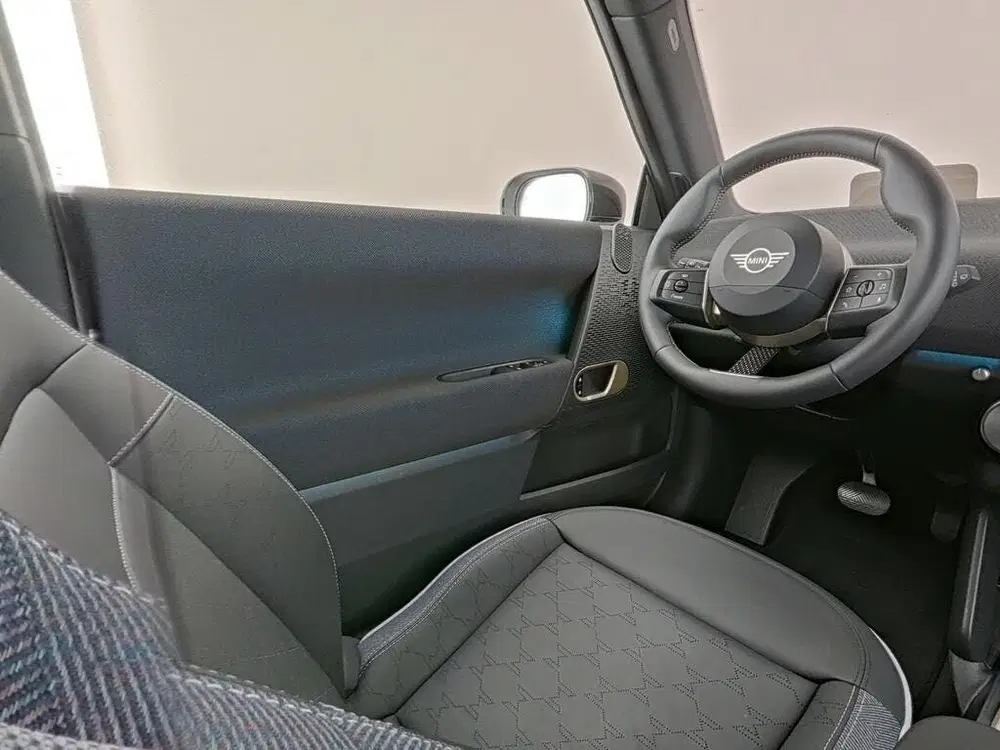 Mini Hatchback Cooper SE uit 2026, foto 7