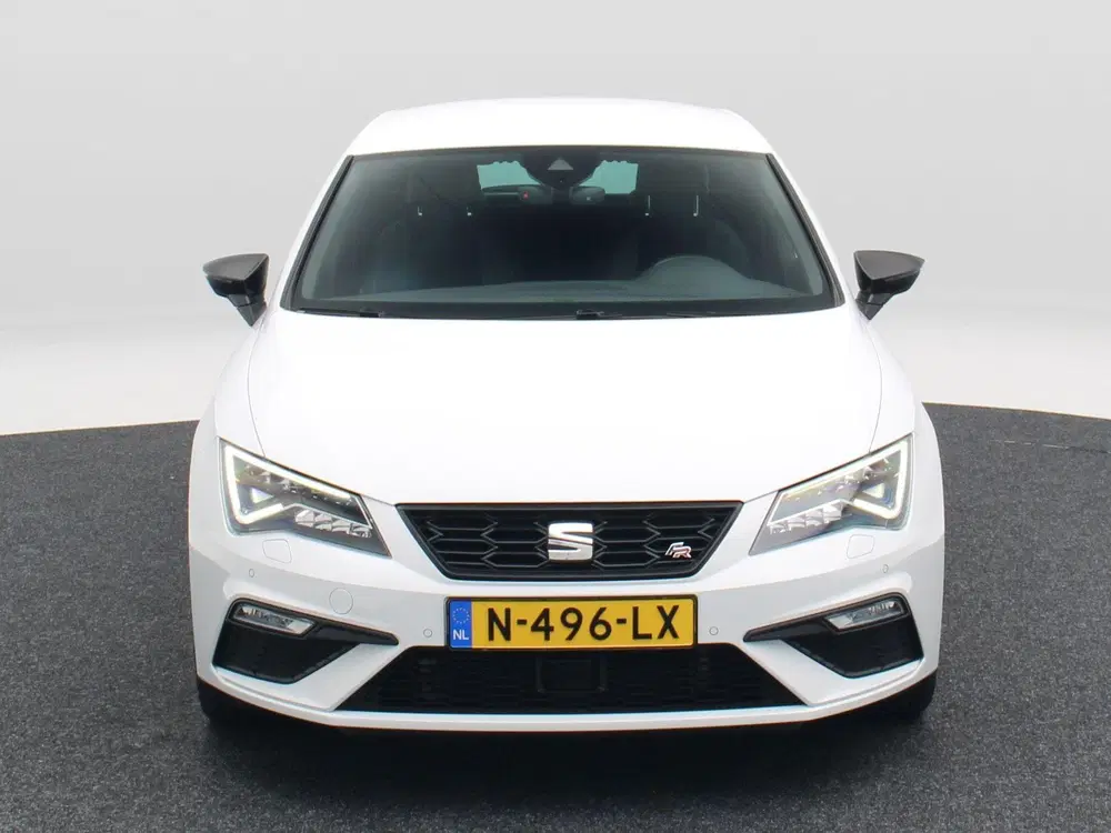 SEAT Leon 1.5 TSi 150 Pk Automaat FR Ultimate Editio uit 2020, foto 4