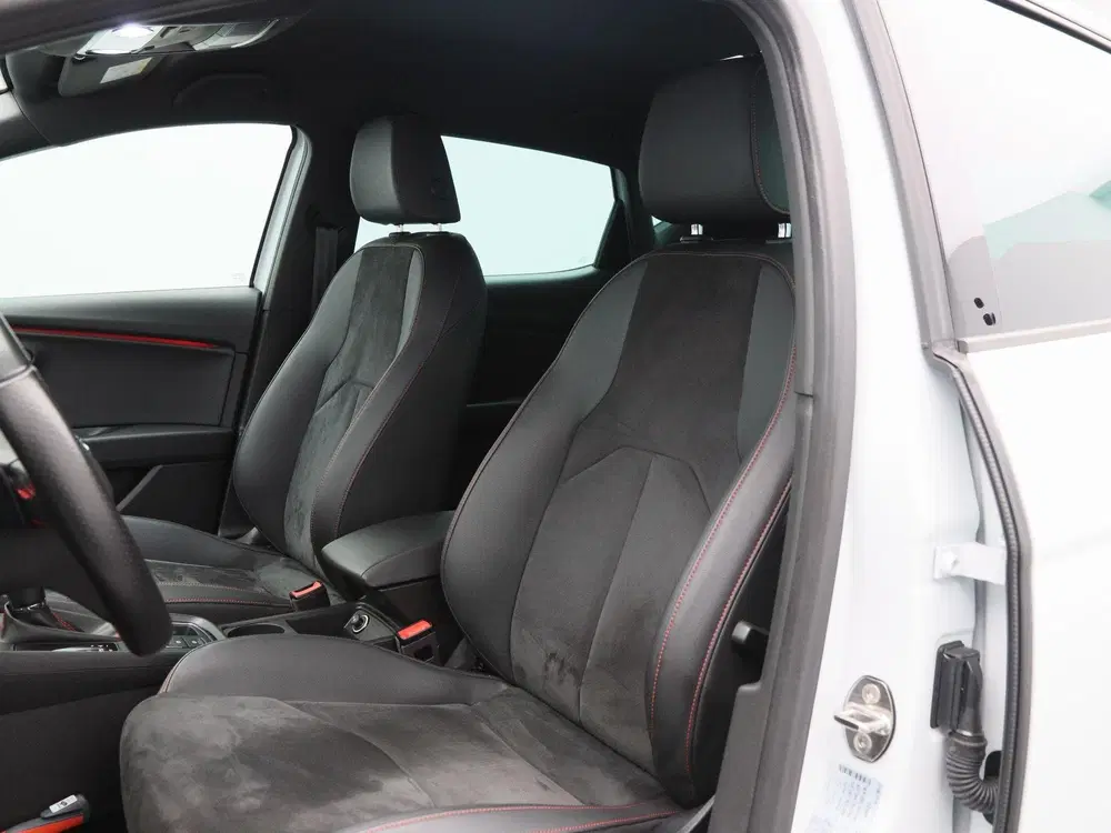 SEAT Leon 1.5 TSi 150 Pk Automaat FR Ultimate Editio uit 2020, foto 5