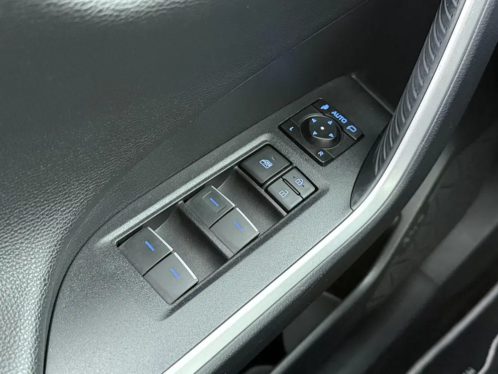 Toyota RAV 4 2.5 Hybrid Executive uit 2022, foto 14