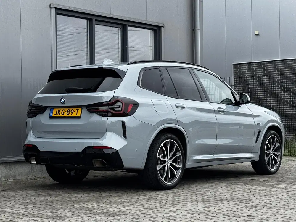 BMW X3 xDrive30e M sport 292 PK uit 2022, foto 4