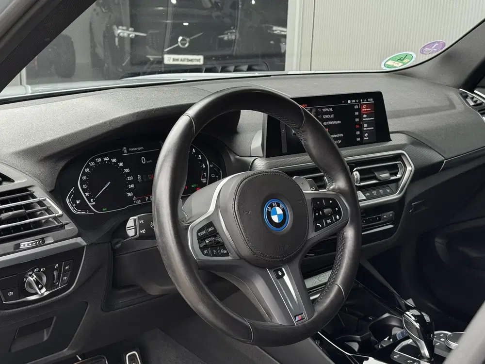 BMW X3 xDrive30e M sport 292 PK uit 2022, foto 9