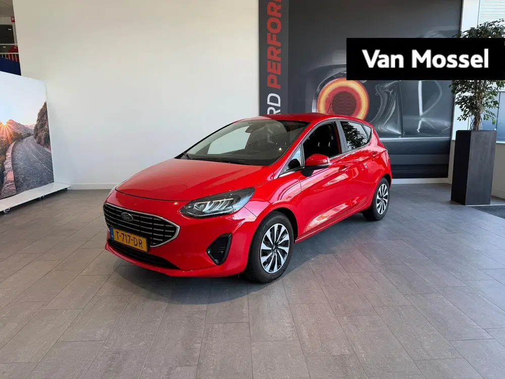 Ford Fiesta Hybrid Titanium X uit 2023