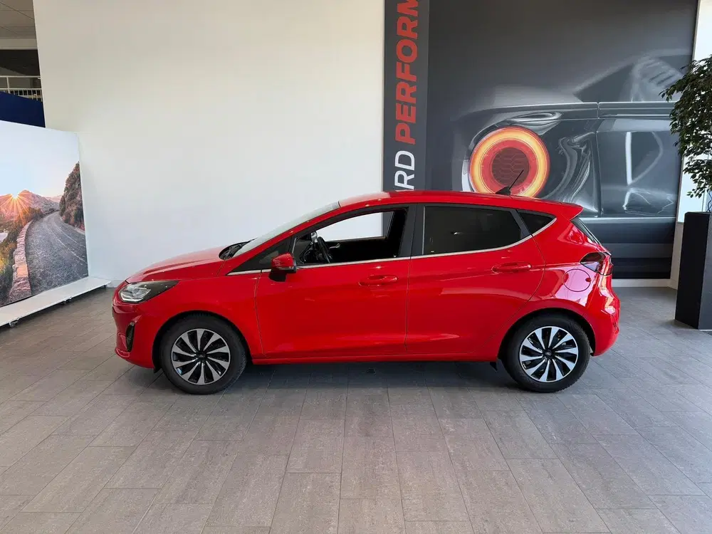 Ford Fiesta Hybrid Titanium X uit 2023, foto 2