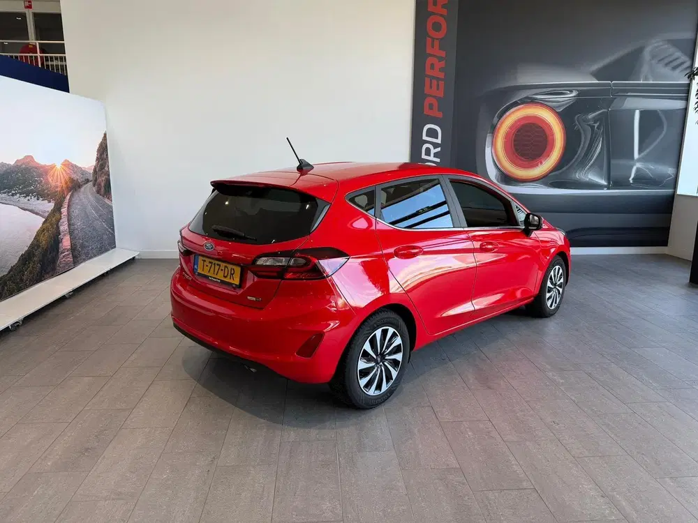 Ford Fiesta Hybrid Titanium X uit 2023, foto 5