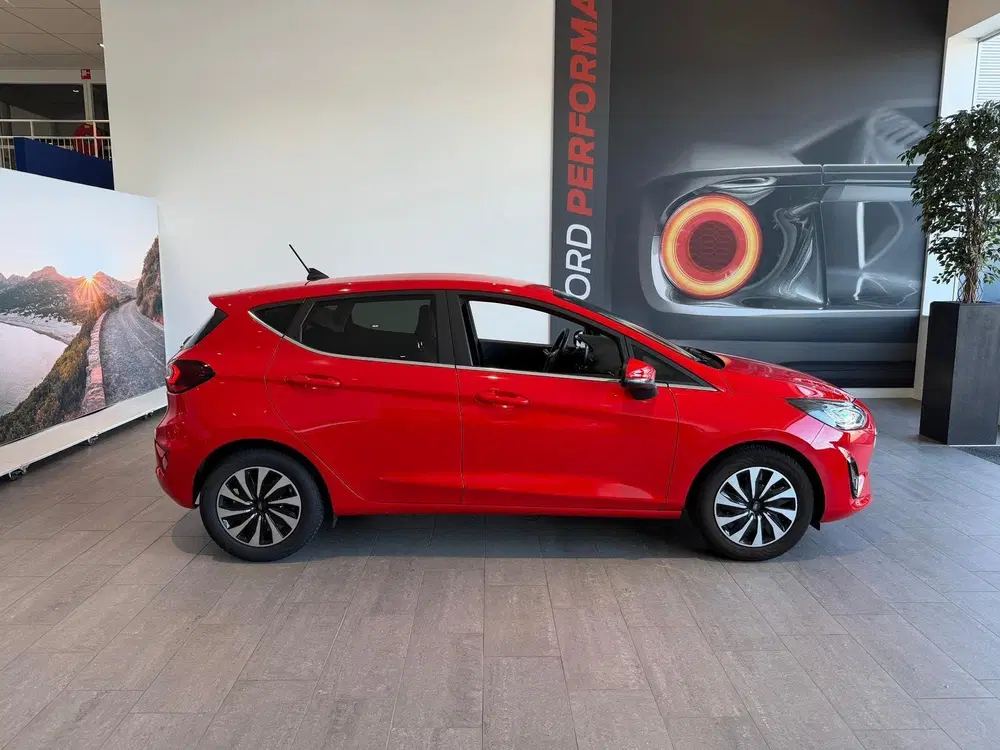 Ford Fiesta Hybrid Titanium X uit 2023, foto 6