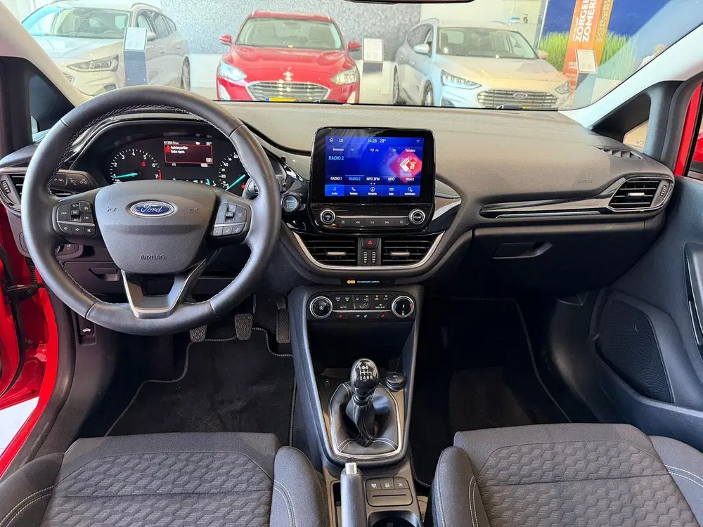 Ford Fiesta Hybrid Titanium X uit 2023, foto 9
