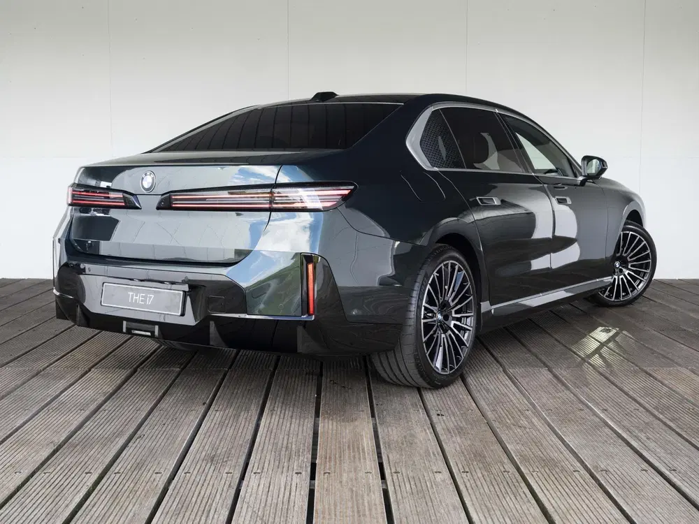 BMW i7 xDrive50 M Sportpakket uit 2026, foto 2