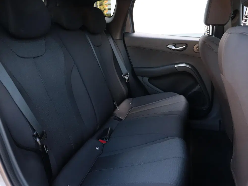 BYD Dolphin G 1.5L DM-i Boost uit 2026, foto 7