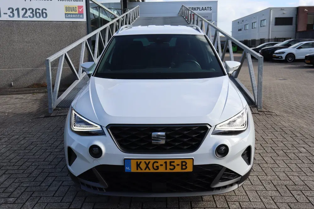 SEAT Arona 1.0 EcoTSI FR Apple carplay uit 2024, foto 5