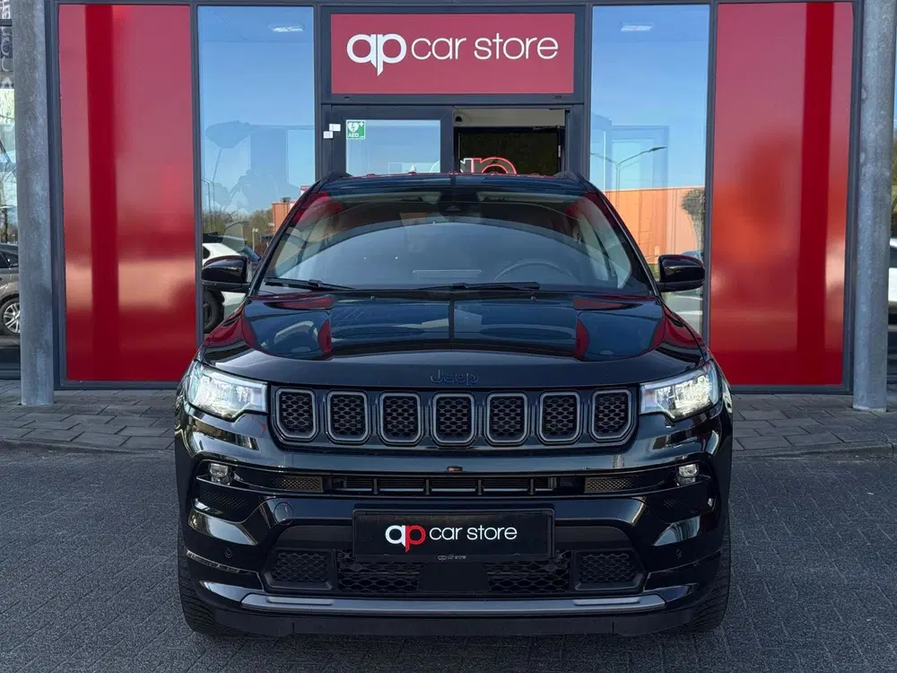 Jeep Compass 4xe 240 Plug-in Hybrid Electric S uit 2022, foto 2
