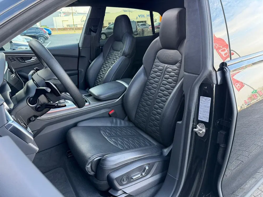 Audi RS Q8 4.0 TFSI RS Q8 quattro uit 2024, foto 14