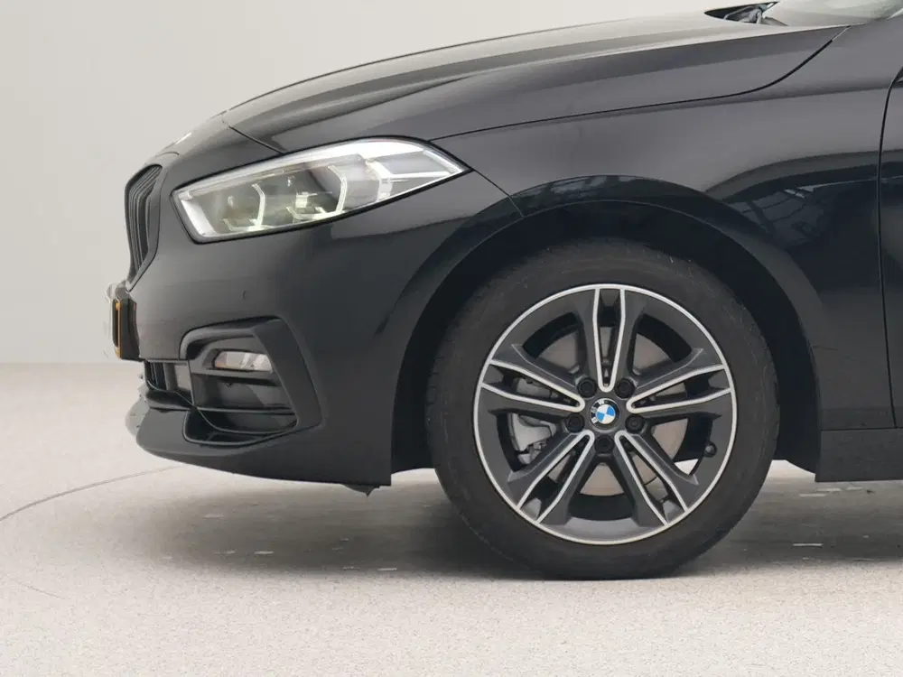 BMW 1-serie 118i Business Edition (bj 2021 uit 2021, foto 13