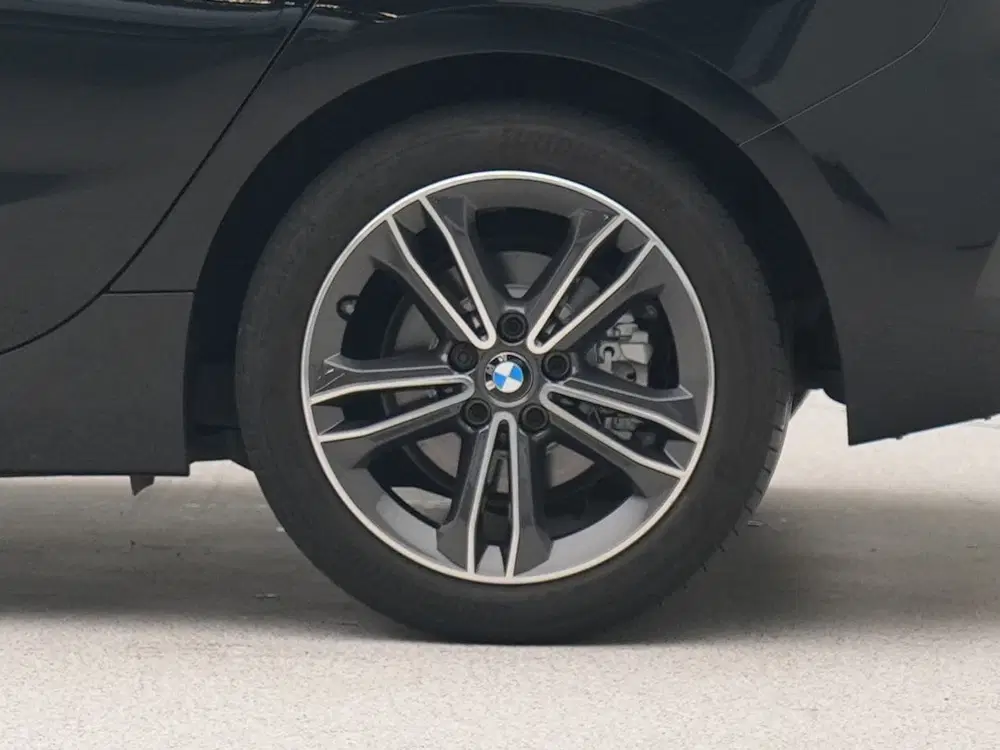 BMW 1-serie 118i Business Edition (bj 2021 uit 2021, foto 15