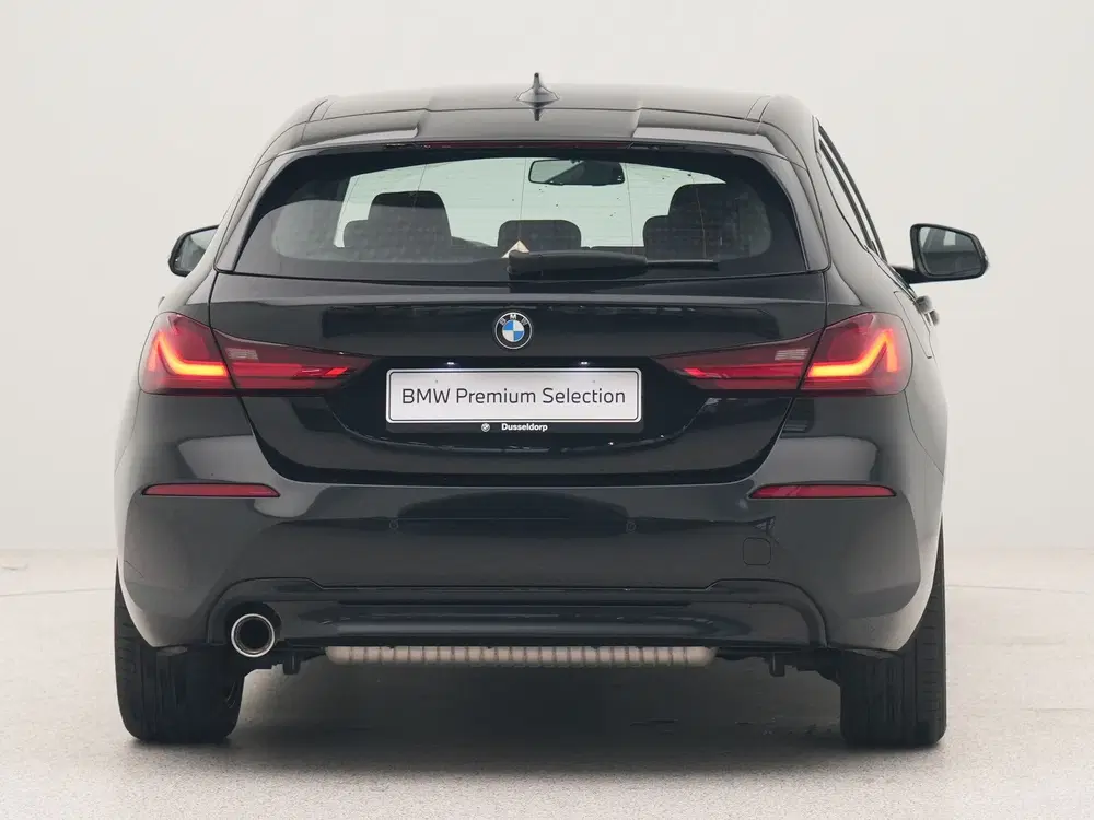 BMW 1-serie 118i Business Edition (bj 2021 uit 2021, foto 6