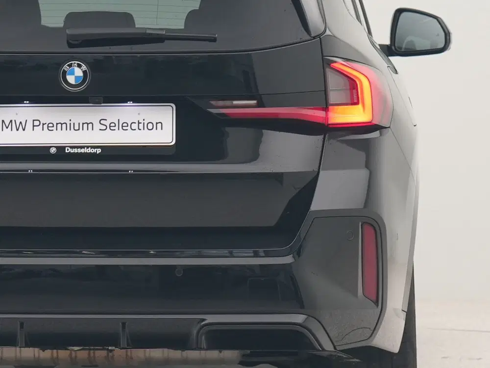 BMW X1 xDrive23i (bj 2023 uit 2023, foto 10